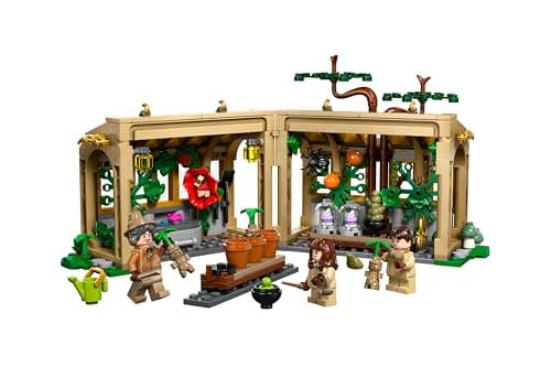 LEGO Harry Potter Hogwarts Castle: Herbology Class Set with Neville Longbottom, Hermione Granger & Prof. Sprout Minifigures - incl. 3 Mandrake Toy Plants - Gift for 8+ Year Old Girls & Boys - 76445 - 11