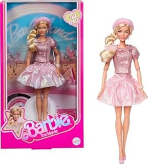 Barbie Le Film Poupée à Collectionner inspirée du Film avec Margot Robbie, avec Une Tenue composée d’Un Chemisier et d’Un Tutu Roses, Une Coiffure emblématique et des Bijoux Assortis, JBJ53 - 1
