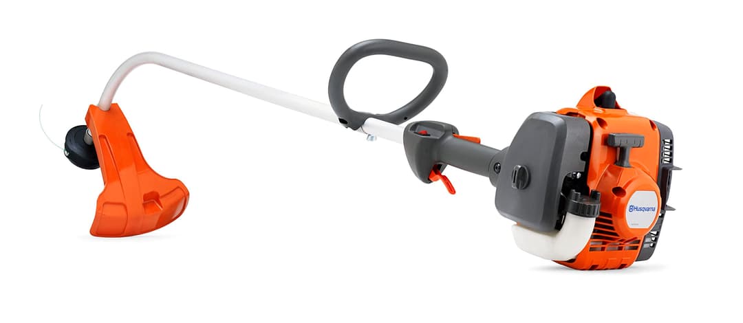 Husqvarna 122C : Coupe-Bordures Thermique 21,7 cm³, Largeur de Coupe 43 cm, Arbre courbé, Smart Start®, tête de Coupe Tap’n Go.
