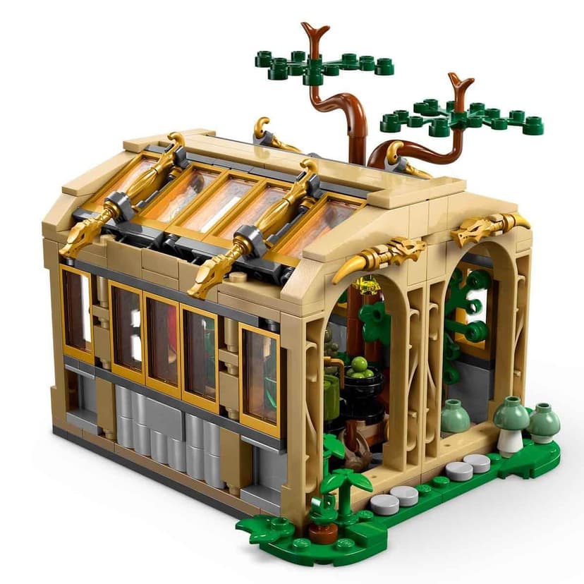 LEGO Harry Potter Hogwarts Castle: Herbology Class Set with Neville Longbottom, Hermione Granger & Prof. Sprout Minifigures - incl. 3 Mandrake Toy Plants - Gift for 8+ Year Old Girls & Boys - 76445 - 4