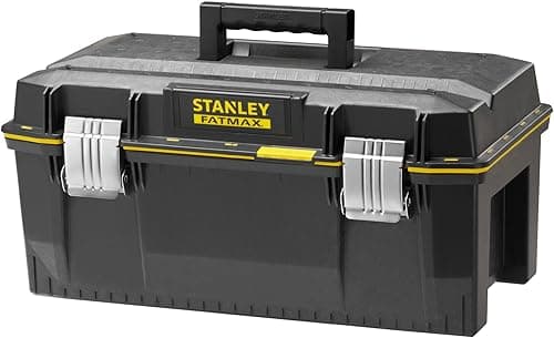 STANLEY FATMAX Boîte à Outils Étanche 58 cm - Résistant à l'Eau - Grande Capacité de Rangement - Rainure en V pour Coupe d'Appoint - Poignée Bi-Matière - Attaches Anti-Corrosion 1-94-749