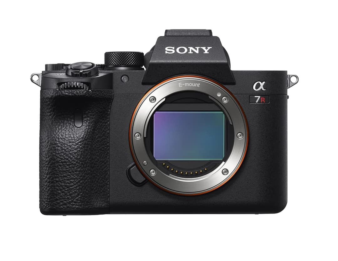 Sony Alpha 7R IV - Appareil Photo Hybride Plein Format - 61 MP, Vidéo 4K, Prise de Vue en Rafale 10 Images/Seconde, Eye-AF, Wi-FI, boîtier Seul – Idéal pour la Photographie Haute résolution
