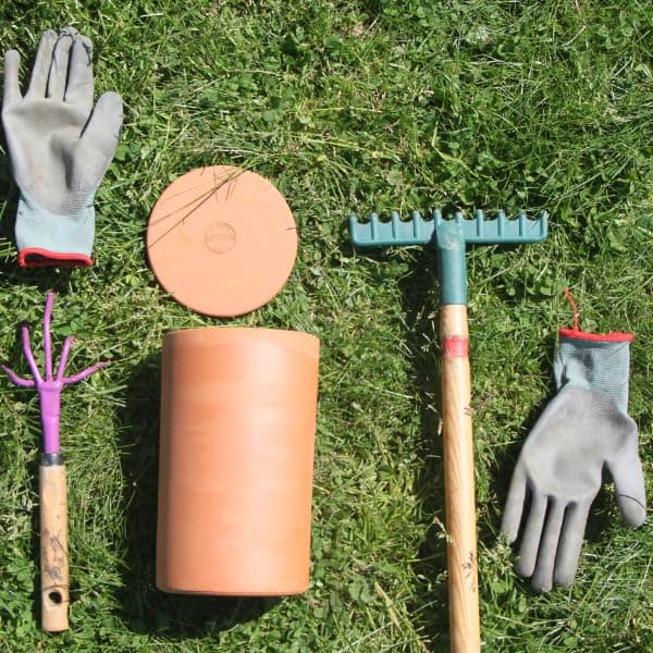 Ollas Lutton Olla Terre Cuite Tube à Enterrer 3L | Arrosage Autonome pour Plantes d'Extérieur Ecologique & Economique | Système d'Irrigation Naturel | Autonomie 5 Jours | OYA Terracotta - 6
