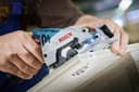 Bosch Professional 12V System scie circulaire sans-fil GKS 12V-26 (Ø de lame : 85 mm, avec 2 batteries 3,0Ah, chargeur rapide GAL 12V-40, calage L-BOXX, L-BOXX) - 4