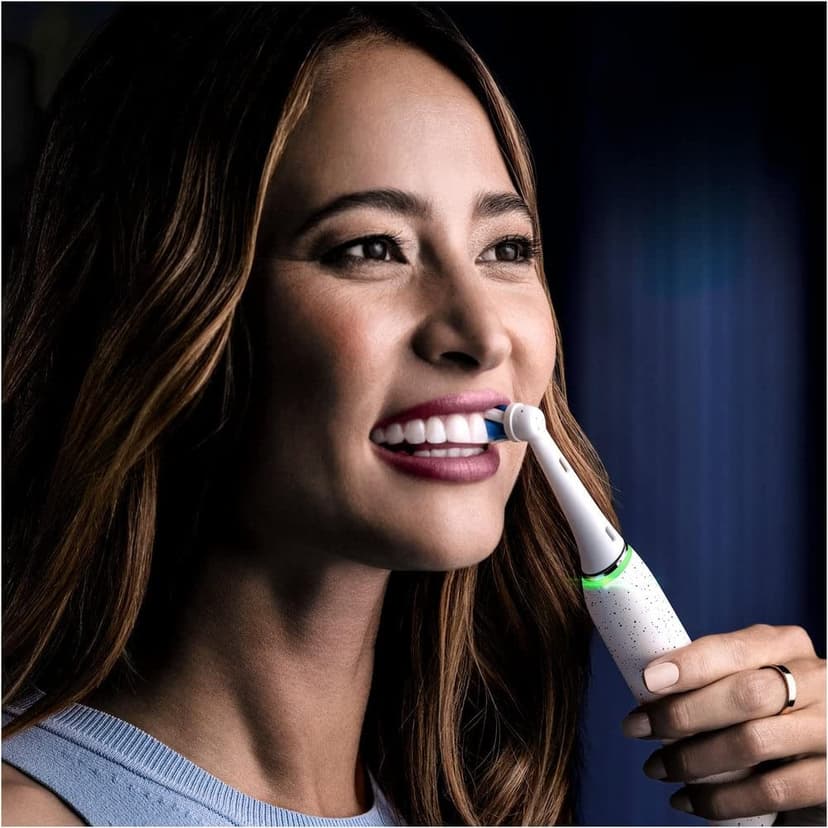 Oral-B iO Series 10 Stardust White - 9