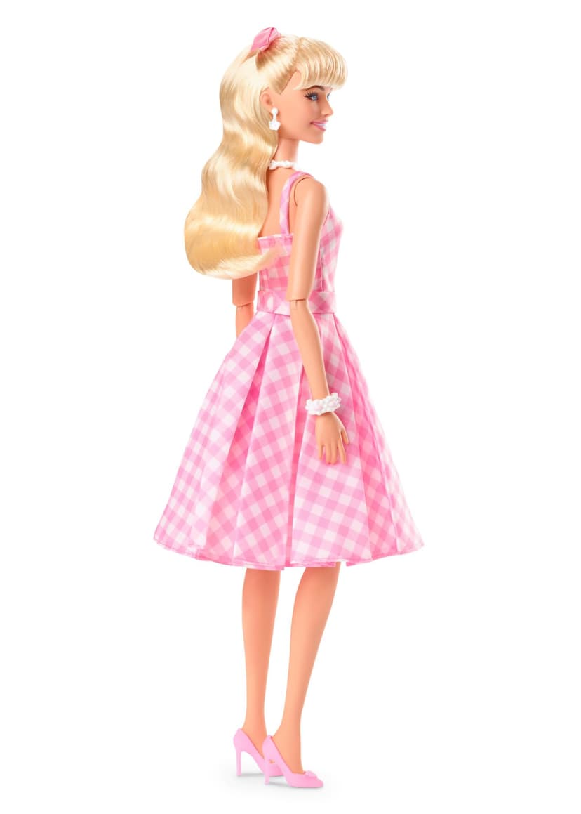 Barbie Le Film Poupée Mannequin Articulée Look Vintage en Robe Vichy Rose Et Blanche, avec Collier De Marguerites, À Collectionner, Jouet Enfant, HPJ96 - 5