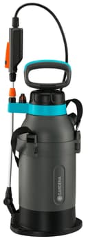 Gardena Pressure Sprayer 5 l EasyPump: Battery pressure sprayer with integrated foot tread, telescopic lance including locking function, shoulder strap and nozzle protection (11136-20) - 2
