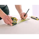 Stanley 1-30-657 - mètre Tylon Bi matière 8m x 25mm - Ruban Anti-Corrosion - Boitier Bi-matière - Blocage du Ruban - Crochet 3 Rivets - Position du Zéro Réel - Classe Ii - Crochet pour Ceinture - 3