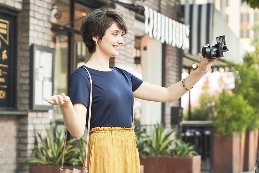 Sony Alpha 6100 | APS-C Mirrorless Camera with Sony 16-50 mm f/3.5-5.6 Power Zoom Lens (Fast 0.02s Autofocus, Eye Tracking Autofocus for Human and Animal, 4K Movie Recording and Flip Screen) - 5