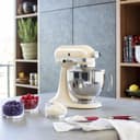 KitchenAid Robot Pâtissier - Artisan - Robot cuisine multifonctions à tête inclinable - Batteur avec 3 accessoires et Bol inox de 4,8 L - Crème - 6