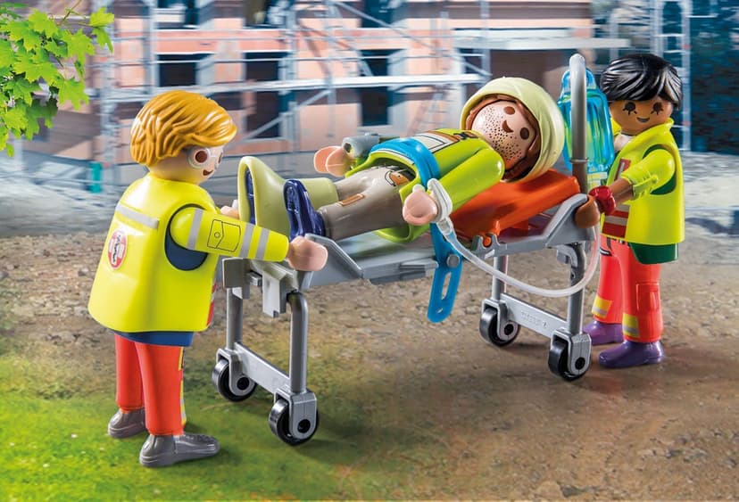 Playmobil 71202 City Life Ambulance with Lights and Sound, toy playset suitable for ages 4+ - 8