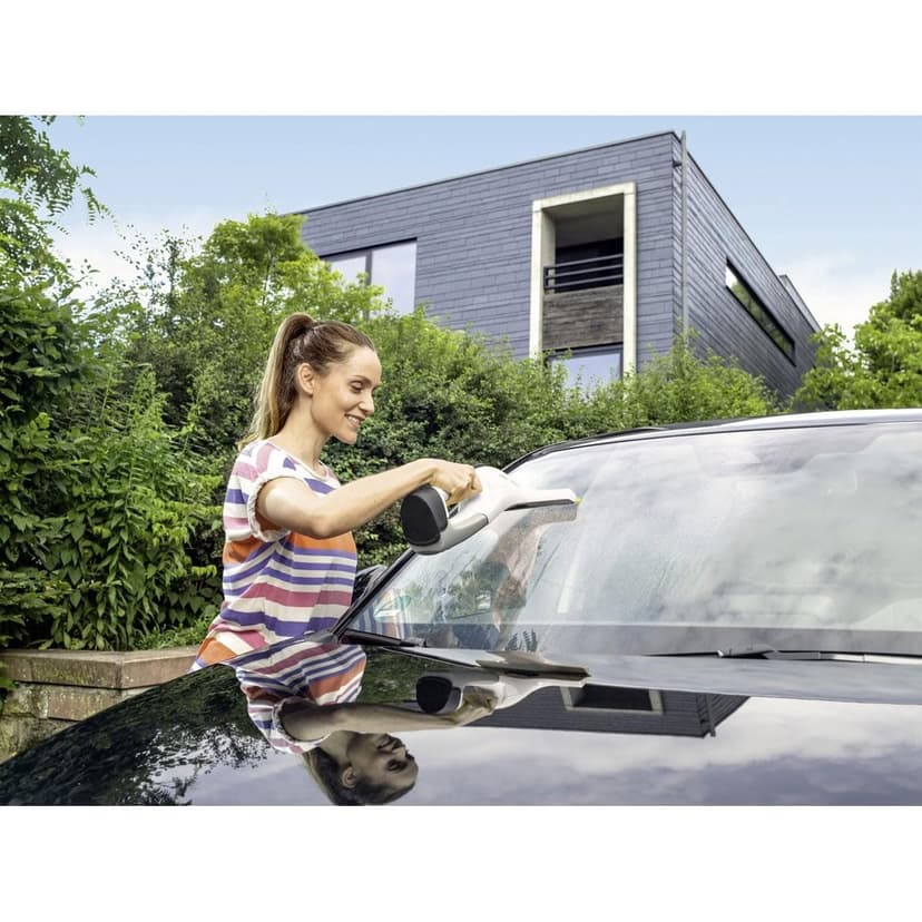 Kärcher WV 7 Signature Line Cordless Window Vacuum Cleaner, Battery Life: 100 Minutes, LED Charge Level Indicator, 2 Suction Nozzles, Spray Bottle with 2 Microfibre Covers, Dirt Scraper, 20 ml Window - 8