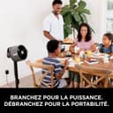 Shark FlexBreeze Pro Mist Ventilateur intérieur/extérieur sans fil, Brumisateur portable, Portée 20 m, Sur pied ou de table, 5 vitesses, Silencieux, Télécommande, Gris Charbon FA300EU - 8