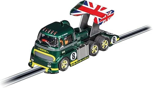 Carrera - 20031093 - Racetruck Cabover « British Racing Green, No.8 »