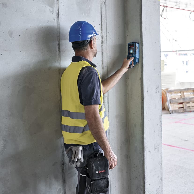 Bosch Professional 12V System Wall Scanner D-tect 200 C (12V battery, detection of (non-) live cables, metal, plastic pipes, wooden studs and cavities, USB-C™ Cable, L-BOXX) - 4
