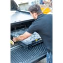 STANLEY Établi pliant FATMAX Express - Surface de travail portable avec capacité de charge de 450 kg, compatible avec les pinces, poids de 10 kg, FMST1-75672 - 9