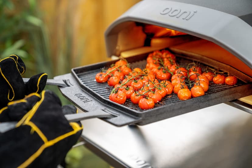 Ooni Koda 16 Outdoor Gas Pizza Oven - Portable Pizza Oven - 37mBar Pizza Gas Oven - Home Pizza Oven - Pizza at Home - Prepare Your Favorite Pizza - 8