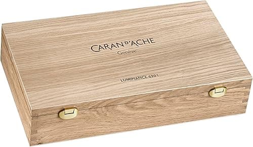 Caran d'Ache LUMINANCE 6901™ Wooden Box of 100 Pencils, Light Oak Wooden Case, Art, Sketching, Drawing, Colouring, Blending, Lightfast Coloured Pencils, Complete Luminance 6901™ Coloured Range