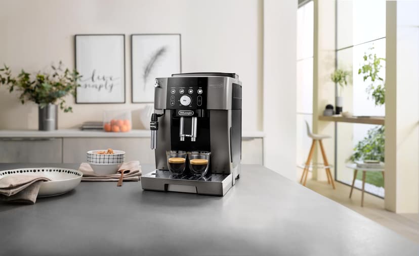 De'Longhi Magnifica S Smart ECAM250.​33.​TB, Automatic Coffee Machine with Integrated Coffee Grinder, Manual Milk Mount System for Cappuccino, 4 One Touch Recipes, Titanium and Black - 5