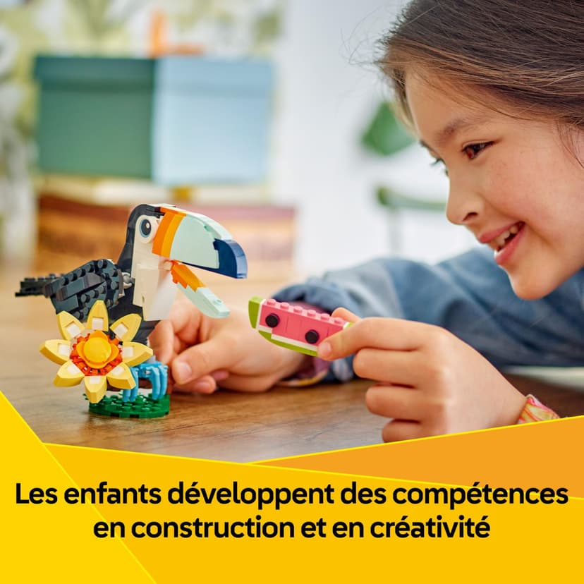 LEGO Creator 3-en-1 Animaux Sauvages : Le Toucan Tropical - Oiseau avec Fleur - Jouet Animal Transformable en Figurine de Papillon ou de Poisson Tropical - Cadeau Original Fille ou Garçon 7 Ans 31173 - 5