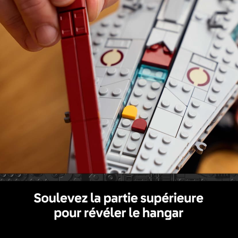 LEGO Star Wars 75441 Le Croiseur d’Assaut de Classe Venator - Set de Construction Adulte - Maquette du Vaisseau de la République - Décoration Salon - Cadeau Collector pour Fans de La Revanche des Sith - 4