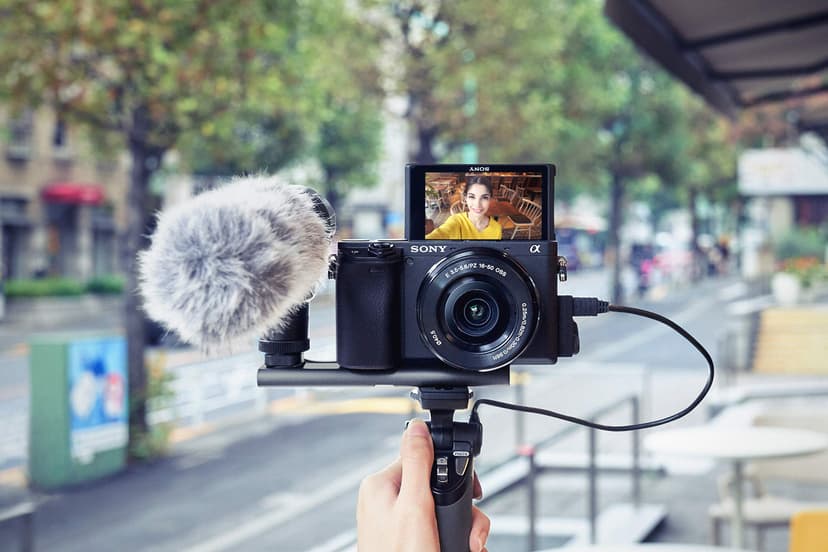 Sony Alpha 6400 APS-C Mirrorless Camera with 16-50mm Lens (24.2MP, Real-Time Eye Autofocus, 4K Video, 0.02s Fast AF, Tiltable Screen, Ideal for Vlogging, Travel and Content Creation) - 9