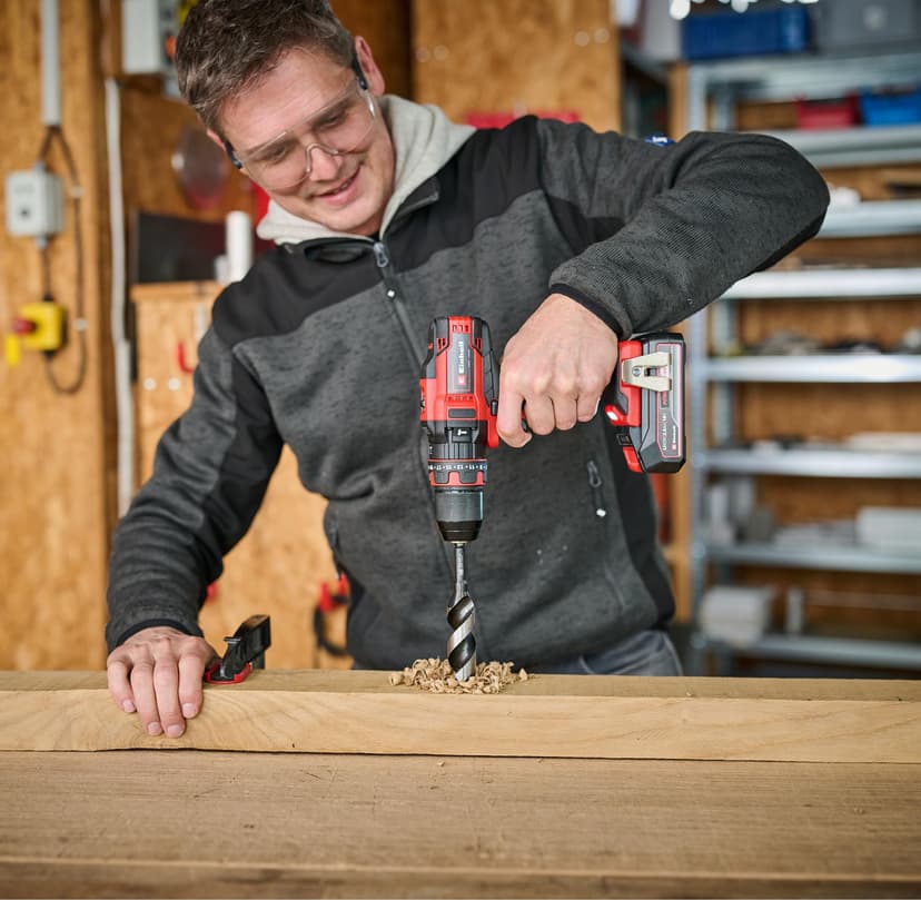 Einhell Perceuse-visseuse à percussion sans fil TE-CD 18/44 Li-i (1 x 2,5 Ah) Power X-Change (18 V, 44 Nm, perçage à percussion, mandrin métallique 13 mm, 2 vitesses, avec batterie 2,5 Ah et chargeur) - 4