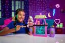 Monster High Doll and Playset, Lagoona Blue Scare-adise Island Snack Shack with Food Accessories and Color Change Drinks, HRP70 - 2