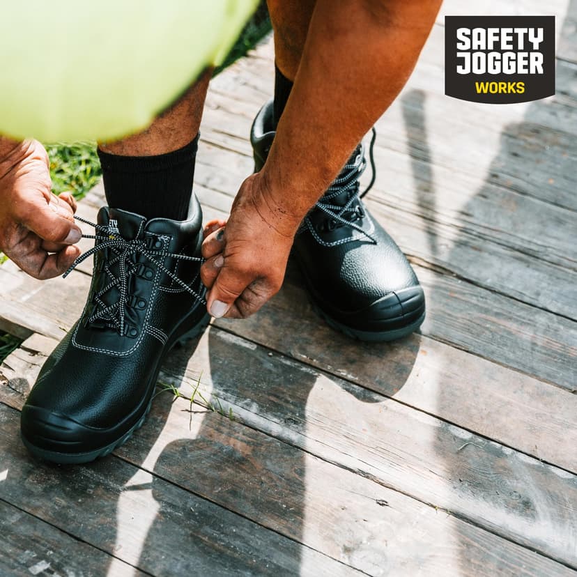 SAFETY JOGGER Safety Boot - BESTBOY - Steel Toe Cap S3/S1P Work Shoe for Men or Women, Anti Slip Puncture Resistant Steel Sole, Shock Absorbing, Water and Oil Repellant Safety Shoe, UK 9 EU 43, Black Leather - 2