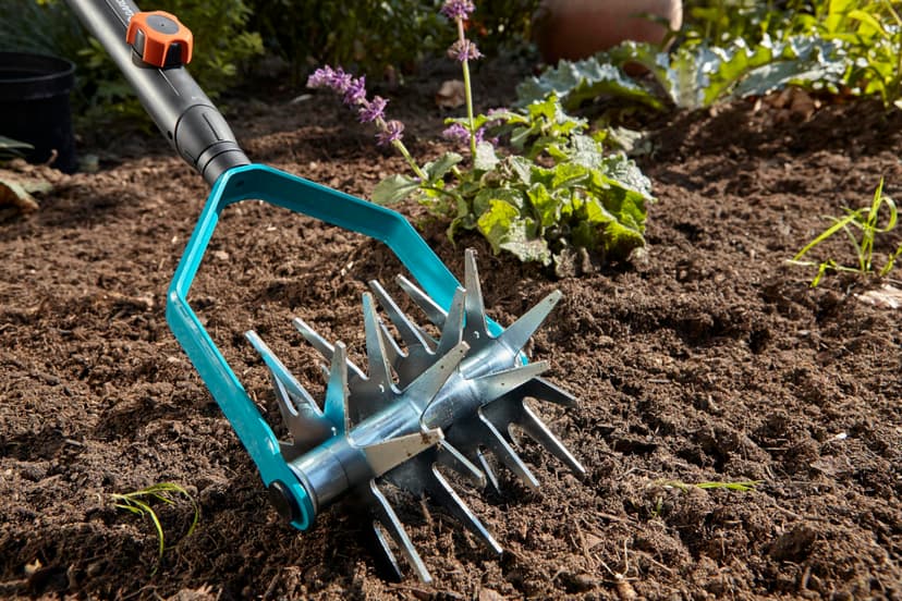 Gardena combisystem Star Tiller: Garden Tiller for Seed Preparation and Floor Locking, 14 cm working width, high quality high quality steel, thermoset coated, starcles galvanized (3196-20) - 4