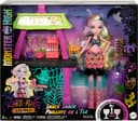 Monster High Doll and Playset, Lagoona Blue Scare-adise Island Snack Shack with Food Accessories and Color Change Drinks, HRP70 - 6