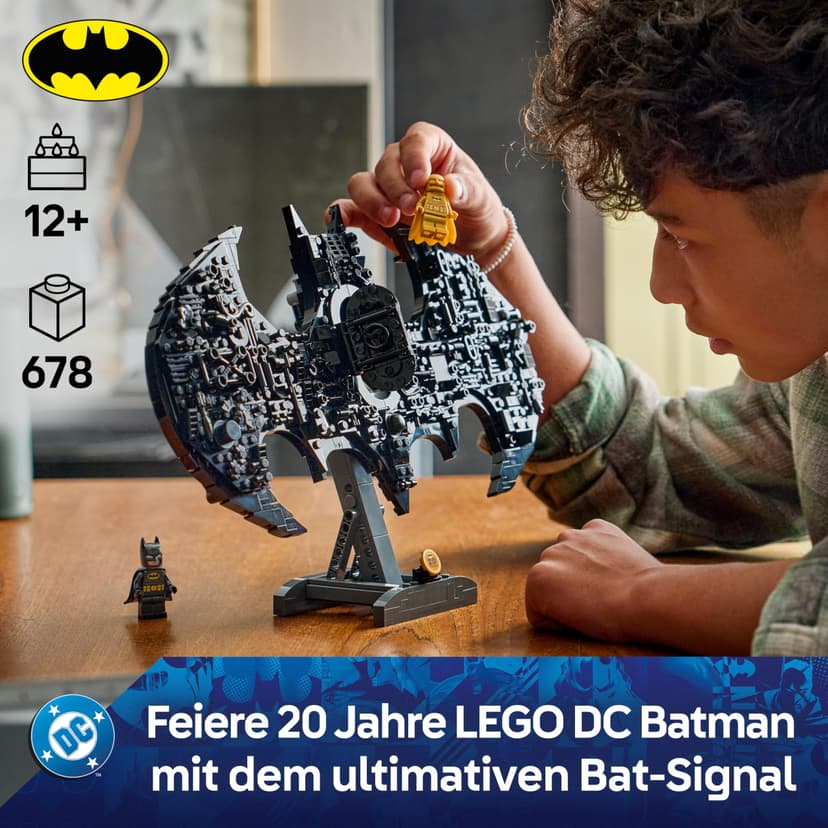 LEGO DC Batman Logo - Superhero Toy w/ 2 Collectible Minifigures - 3D DIY Wall Art or Room Decor - Gift Idea for 12+ Year Old Boys & Teenage Movie Fans - 76330 - 2