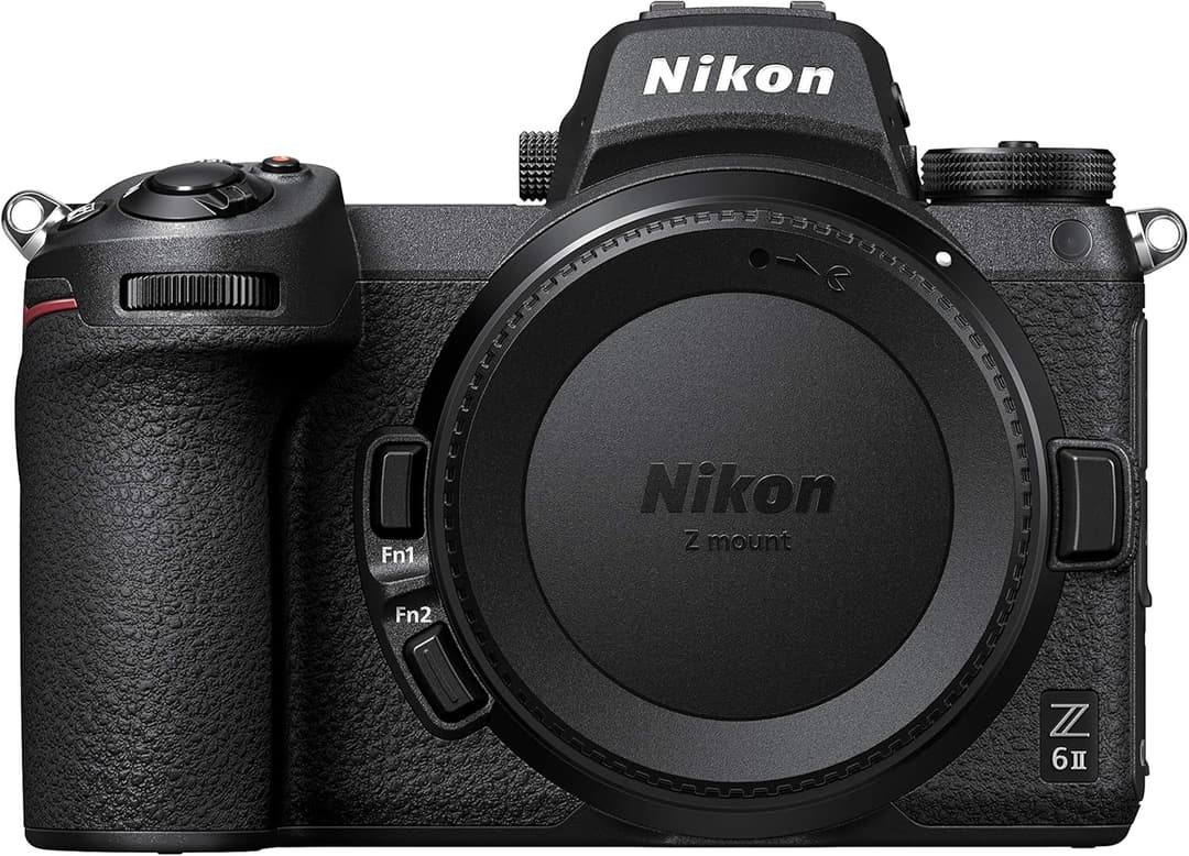 Nikon Fotocamera mirrorless Z6 II Body (24,5 megapixel, ISO ultra ampio, scatto continuo 14 fps, AF con rilevamento degli occhi, slot per schede doppie, video 4K Full HD) VOA060AE