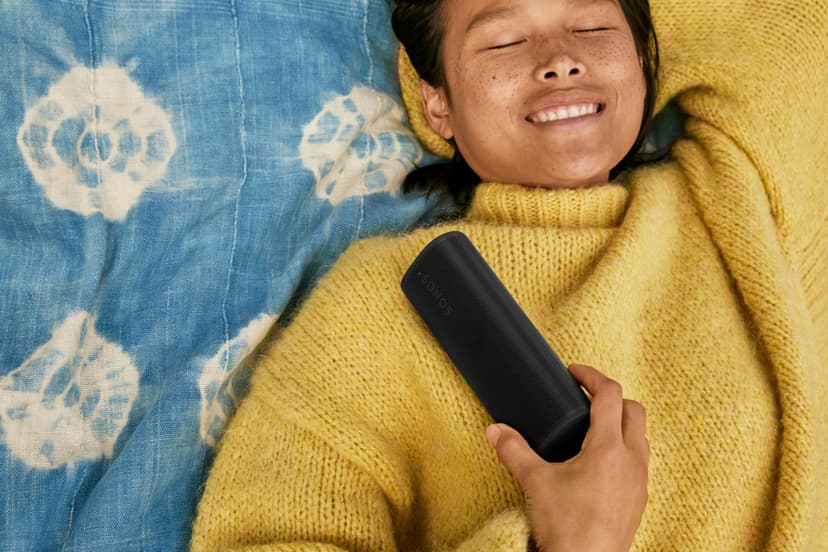 Sonos Roam 2 | Lightweight Portable Waterpoof Speaker with Bluetooth, WiFi, 10 hour battery life and Voice Control for Home and Outdoor Use - Black - 4