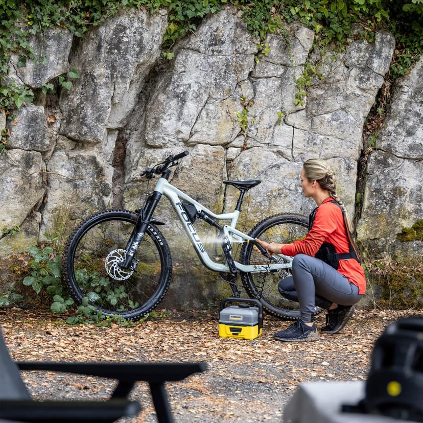 Kärcher Niederdruckreiniger Mobile Outdoor Cleaner OC 3 + Bike Akku (1.680-017.0) Gelb - 2