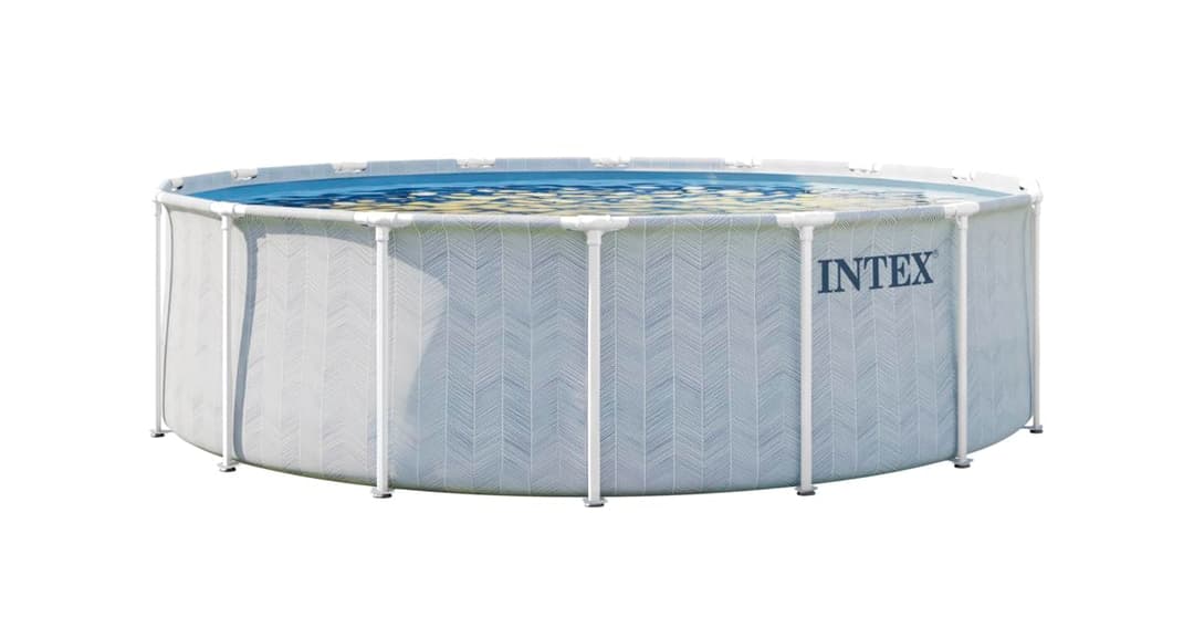 Intex Ensemble Piscine 26746ND 4,88 m x 1,22 m Chevron Prism Frame Premium Comprend Une Pompe de Filtration, Une échelle de sécurité, Une bâche de Sol et Une Couverture de Piscine