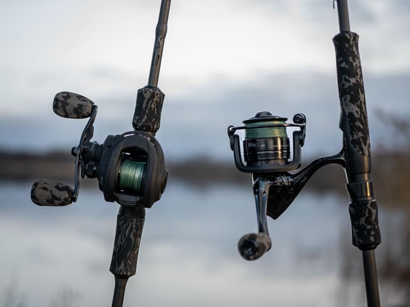 Abu Garcia MAX X Black Ops Casting Fishing Rod and Reel Combo, 1.98 m 10-40g, River Set, Baitcast Combos for Freshwater Predator Anglers, Pike Perch and Zander - Black - 6