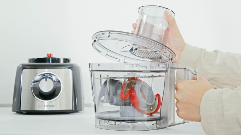Bosch MultiTalent 3 MCM3501M – Robot de cuisine polyvalent avec plus de 50 fonctions – 800 W – Capacité de 2,3 L – Couleur : Noir/Inox brossé - 4