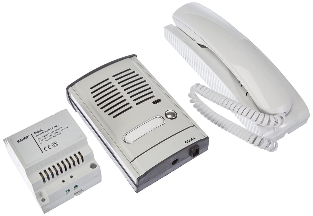 Vimar 885G Kit portier pour Installation 1 Usager avec Connexion 4+1 conducteurs; Comprenant: Platine en Saillie avec 1 Bouton, Unité Électronique, Poste d'appartement en Saillie, Transformateur