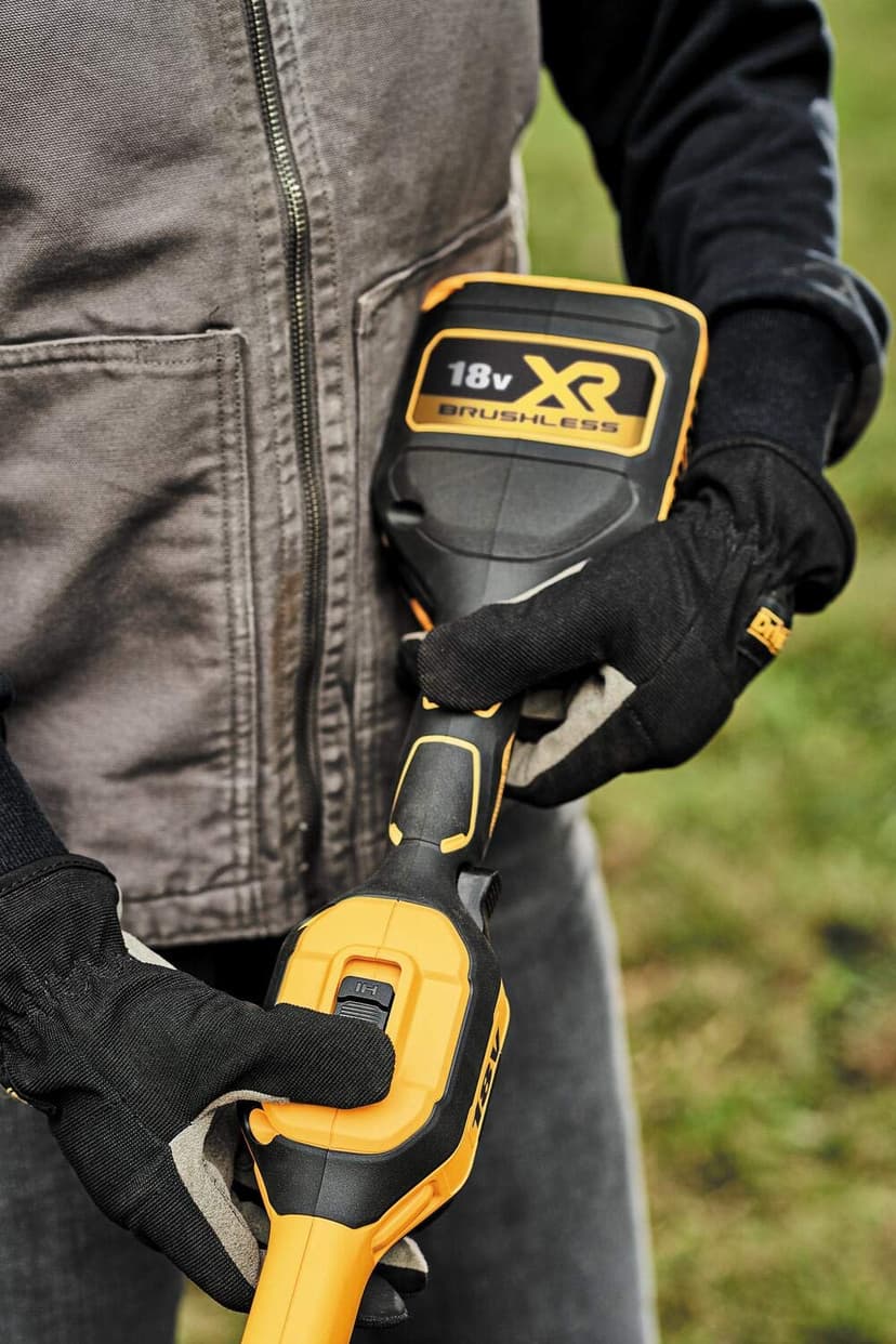 Dewalt DCMST561P1-QW 18V XR String Trimmer - 1x 5.0Ah - 5