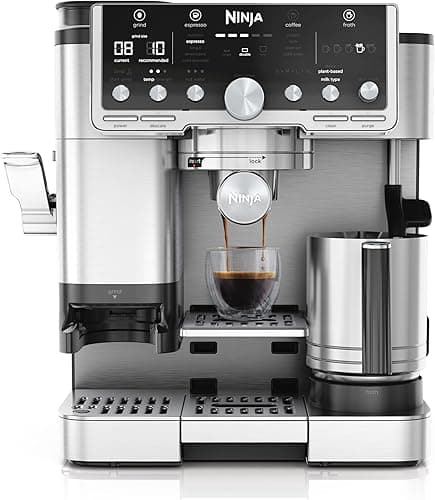 Ninja Machine à café Luxe Pro 3-en-1, Latte, Cappuccino, Infusion à froid et Espresso avec broyeur à grains et mousseur à lait intégrés, facile à utiliser, 5 préréglages mousse, argent, ES701EU