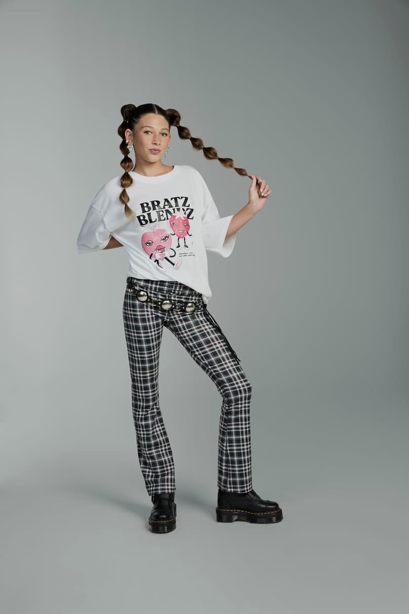 Bratz Stylin' Cloe - Poupée Mannequin avec T-Shirt Personnalisable, avec Accessoires, Jouets Mignons pour Filles - 6
