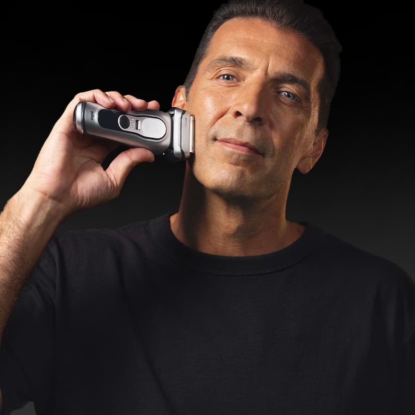 Braun Series 9 PRO+ Men's Electric Razor, 5+1 Ultra Thin Blades, Shaver with 60 Minute Battery, Charging Case, 6-in-1 SmartCare Center, Wet & Dry, Electric Shaver, Made in Germany, 9677cce, Silver - 2