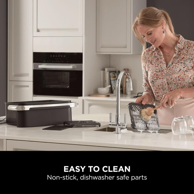 Ninja Foodi FlexDrawer Air Fryer, Dual Zone with Removable Divider, Large 10.4L Drawer, 7-in-1, Air-Fryer Uses No Oil, Air Fry, Roast, Bake, Max Crisp, Non-Stick Dishwasher Safe Parts, Black AF500UK - 8