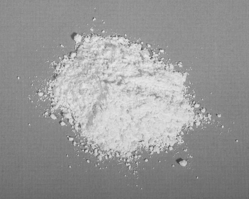 Rayher 34409102 Poudre à mouler Raysin 100, blanc, pour objets de petite taille, 1 sachet, 4 Kg, neutre alimentaire, inodore, art créatif de moulage, anniversaires d’enfants, 32 x 26 x 13 cm - 4