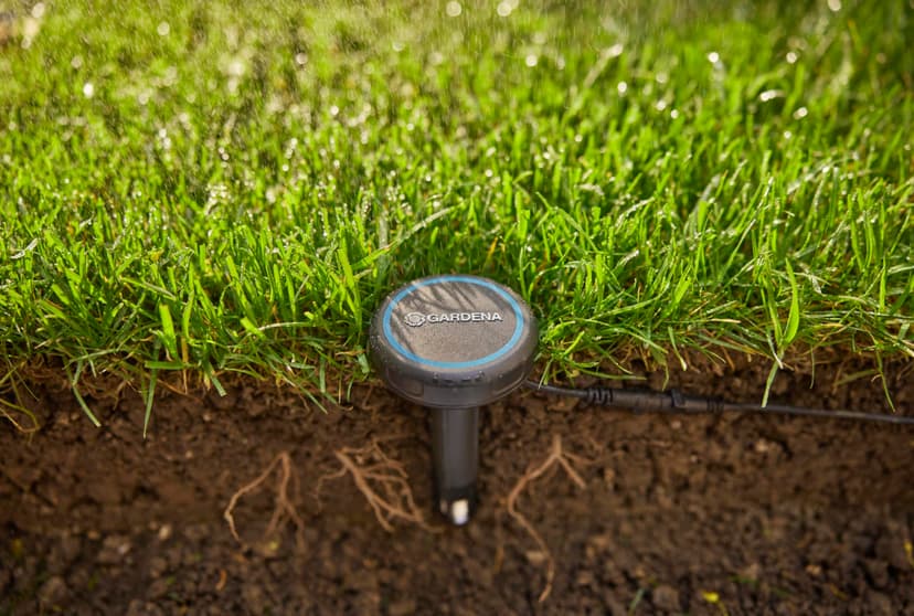 Gardena Sonde d'humidité des sols: Arrosage automatique, peut être utilisé directement sur la pelouse, câble de raccordement de 5 m, peut être prolongé avec un câble de rallonge (01867-20) - 4