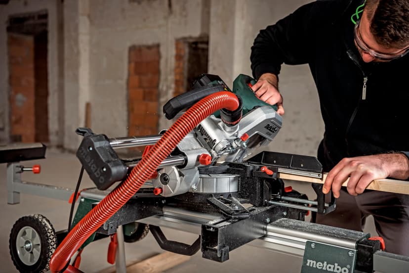 Metabo KGS 254 M 613254000 Crosscut Mitre Saw (220-240 V / 50-60 Hz) - 4