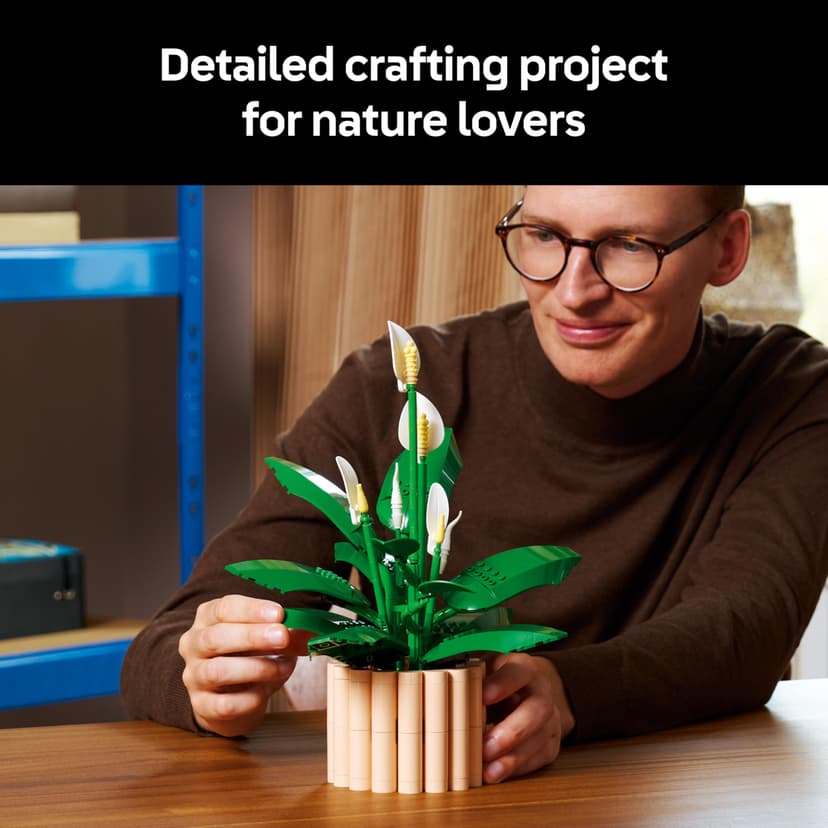 LEGO Botanicals Peace Lily - Artificial Potted Plants Set for Adults - incl. Faux White Flowers & Buds for Living Room or Bedroom Decor - DIY Gift Idea for Women - 11504 - 3