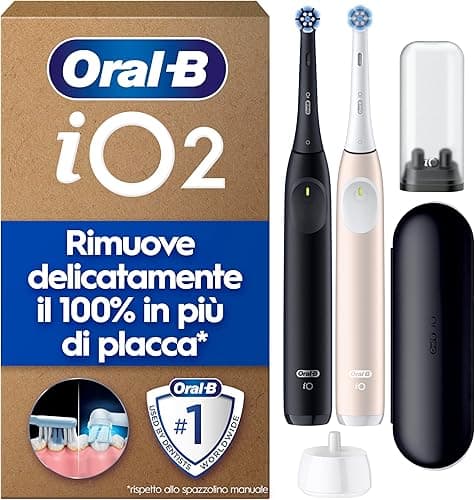 Oral-B iO 2, 2 Spazzolini Elettrici, 2 Testina di Ricambio, Nero e Rosa - 2 Testine di Ricambio per Spazzolino Elettrico, Custodia da Viaggio, Sensore di Pressione, Pulizia Denti Efficace