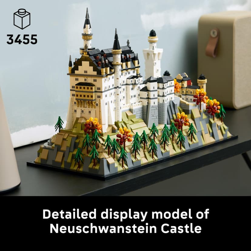 LEGO Architecture Neuschwanstein Castle - DIY Display Model Kit for Adults - incl. Towers, Courtyards & a Detailed Interior - History Gift for Fans - 21063 - 2